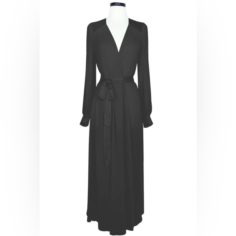 NWT STARLET ROBE - BLACK - PEACH BOUDOIR